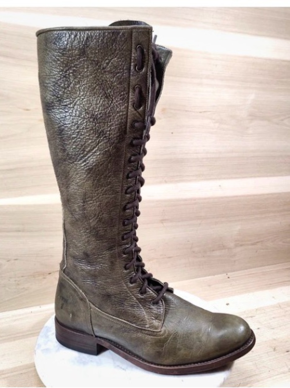 ISO Frye Melissa Oxblood Sz 9 – Trade Rare Vienna Olive Lace Up